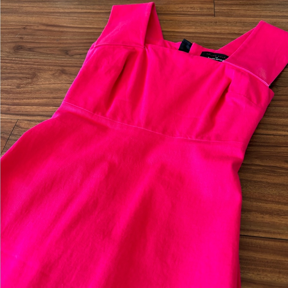 Hot pink below the knee banana republic dress. Size 4